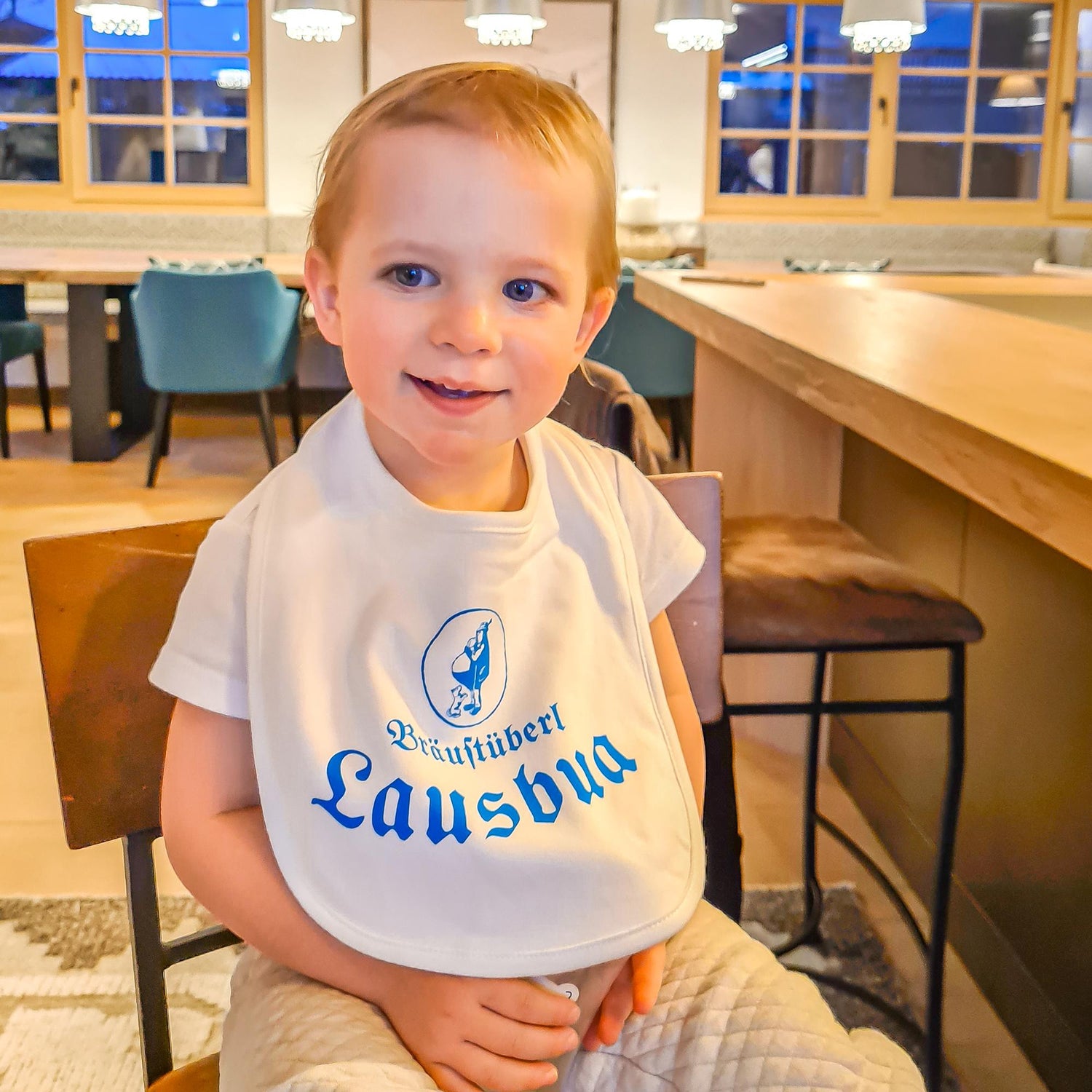 Latzerl "Bräustüberl Lausbua"