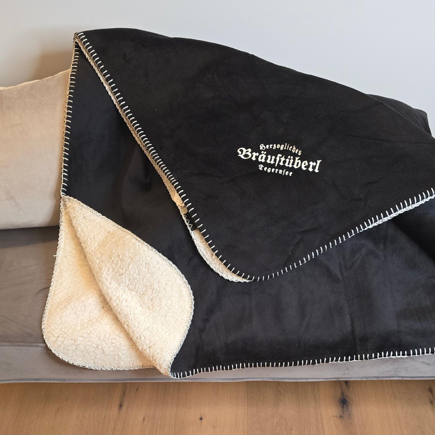 Kuscheldecke "Bräustüberl"