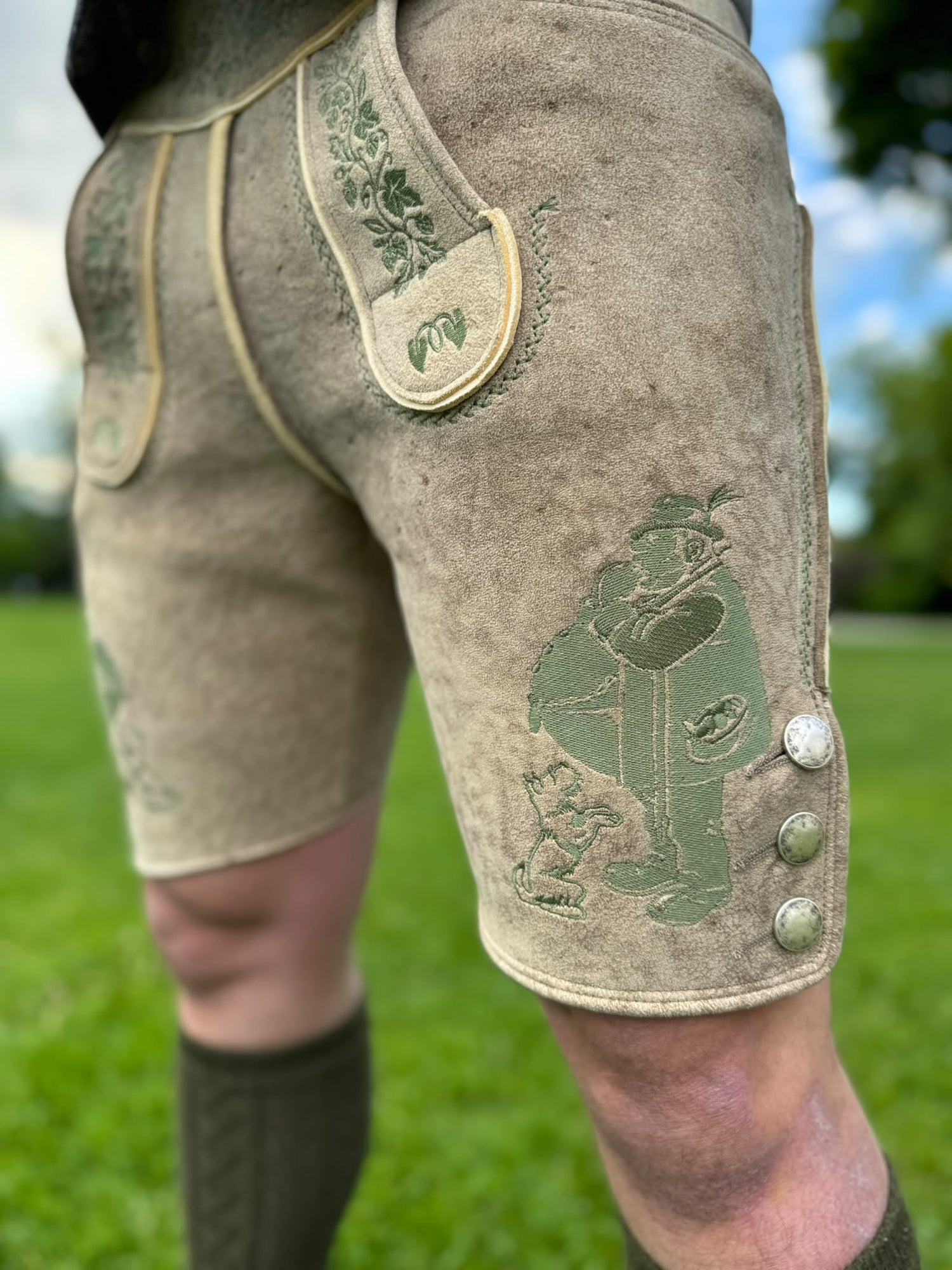 Gutschein - Original Buzi Lederhose zur individuellen Maßanfertigung - Bräustüberl Tegernsee