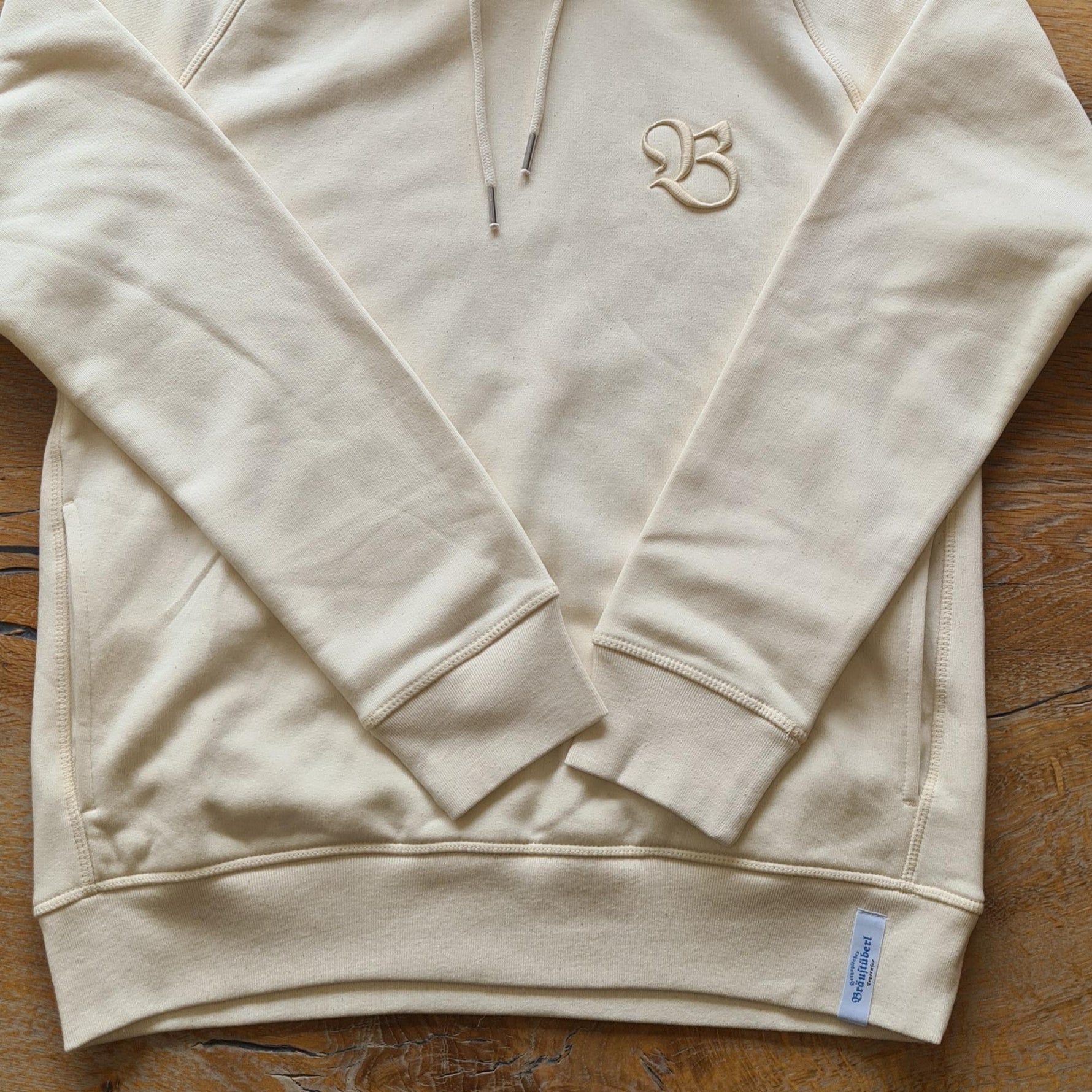 Hoodie "Bräustüberl" Natural Raw S - Bräustüberl Tegernsee